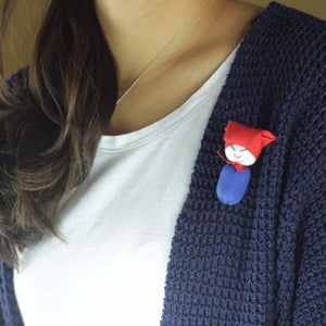 Samsui Woman Brooch